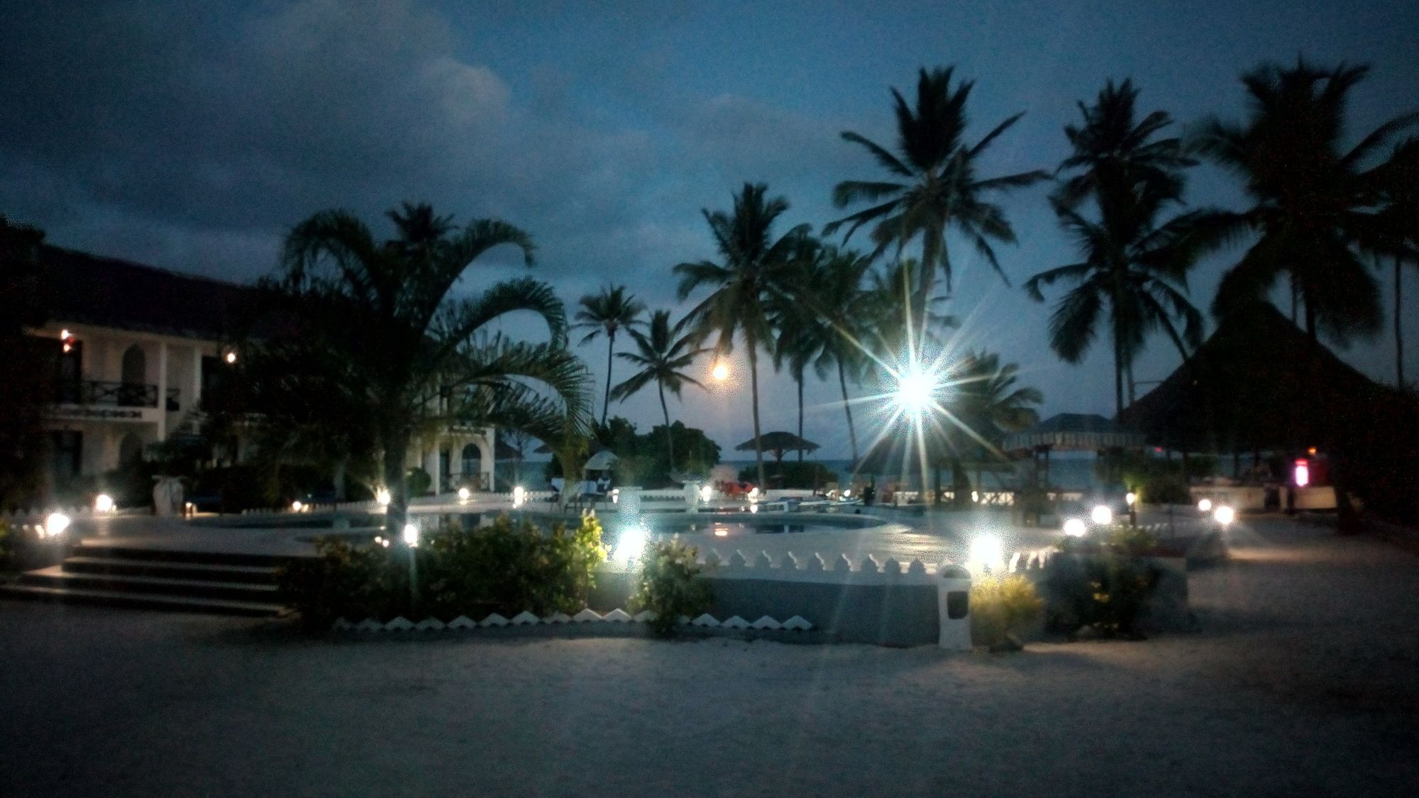 African Sun Sand Sea Beach Resort & Spa Bwejuu Exterior foto